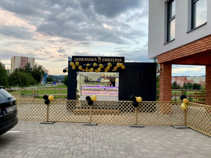 Komerčná budova Poprad Komerčná budova Poprad
