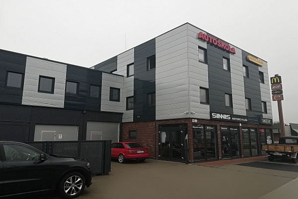 Commercial building Šandala