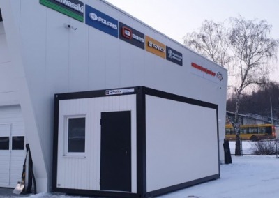 Storage container